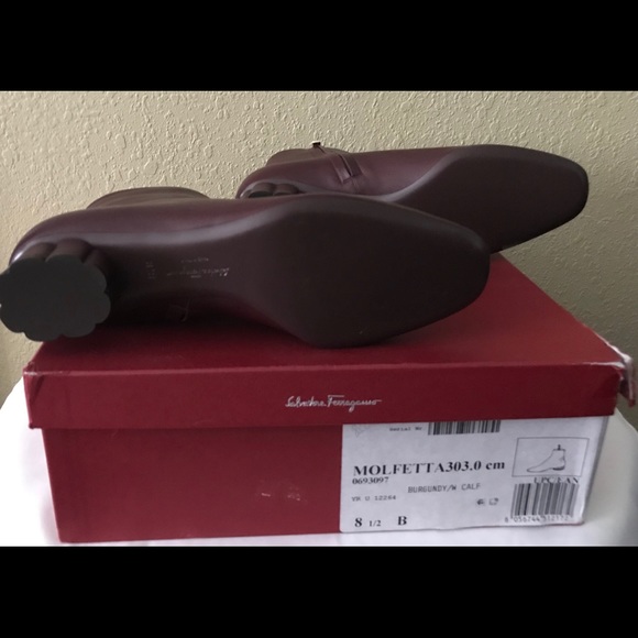 NIB SALVATORE FERRAGAMO Women’s Heel Booties - Picture 8 of 10